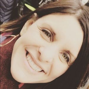 Meet your Posher, Andrea